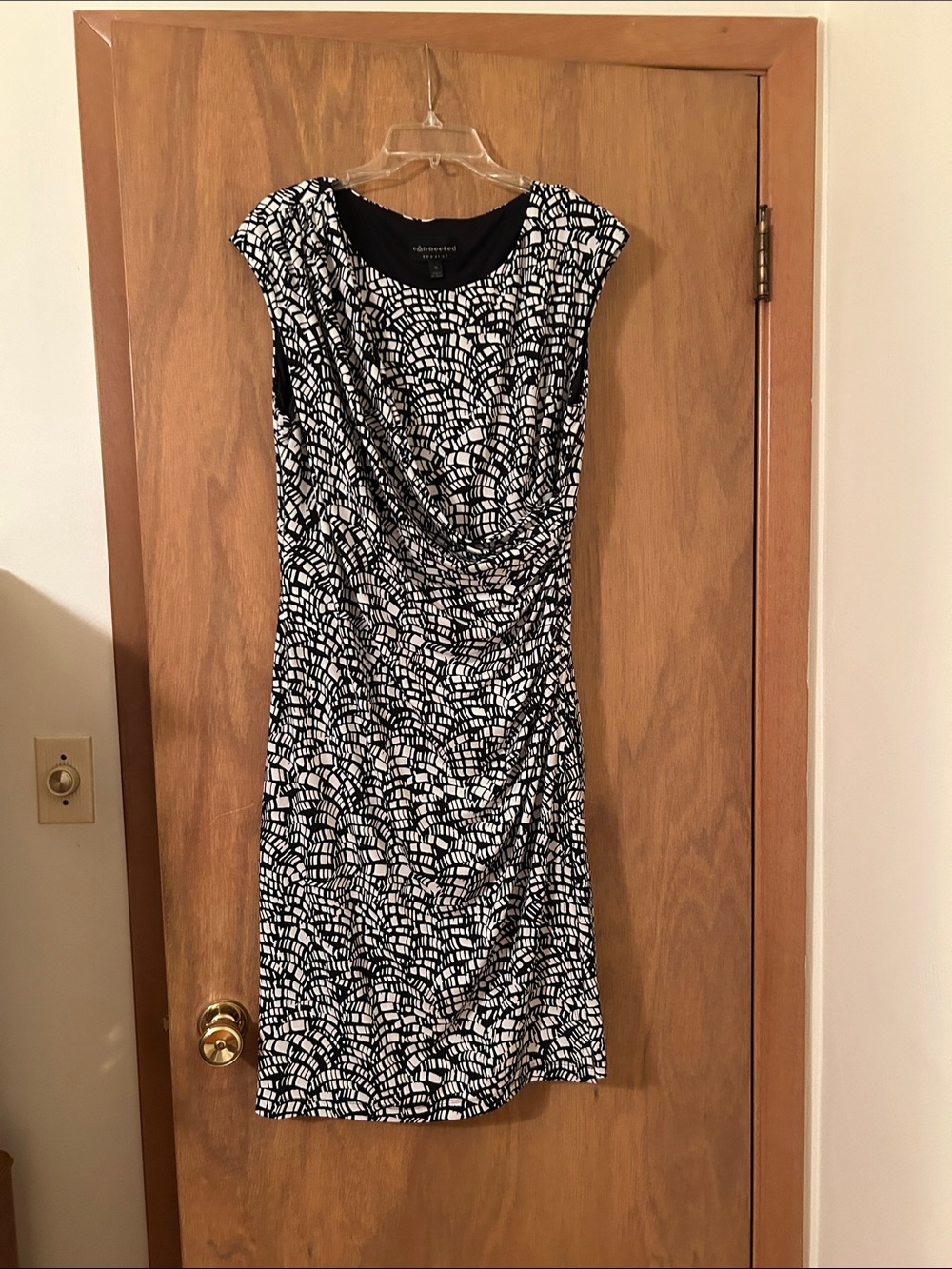 Jones New York Black & White Abstract Print Midi Dress
